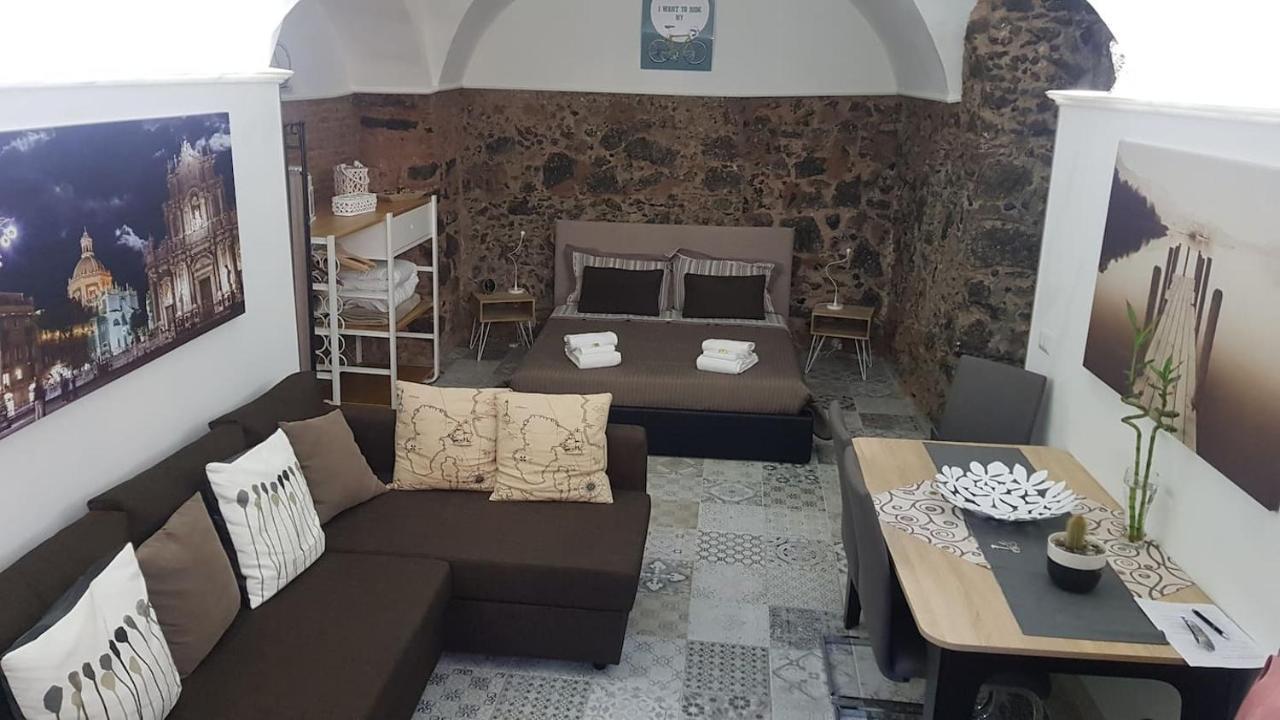 La Piccola Grotta Ursino Villa Catania Luaran gambar