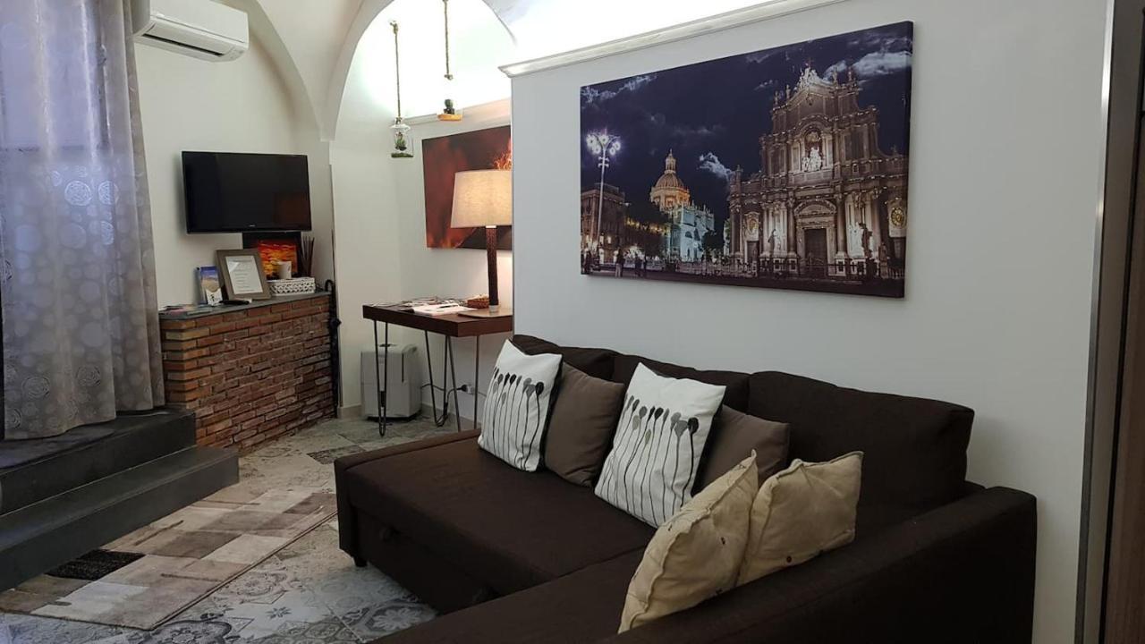 La Piccola Grotta Ursino Villa Catania Luaran gambar