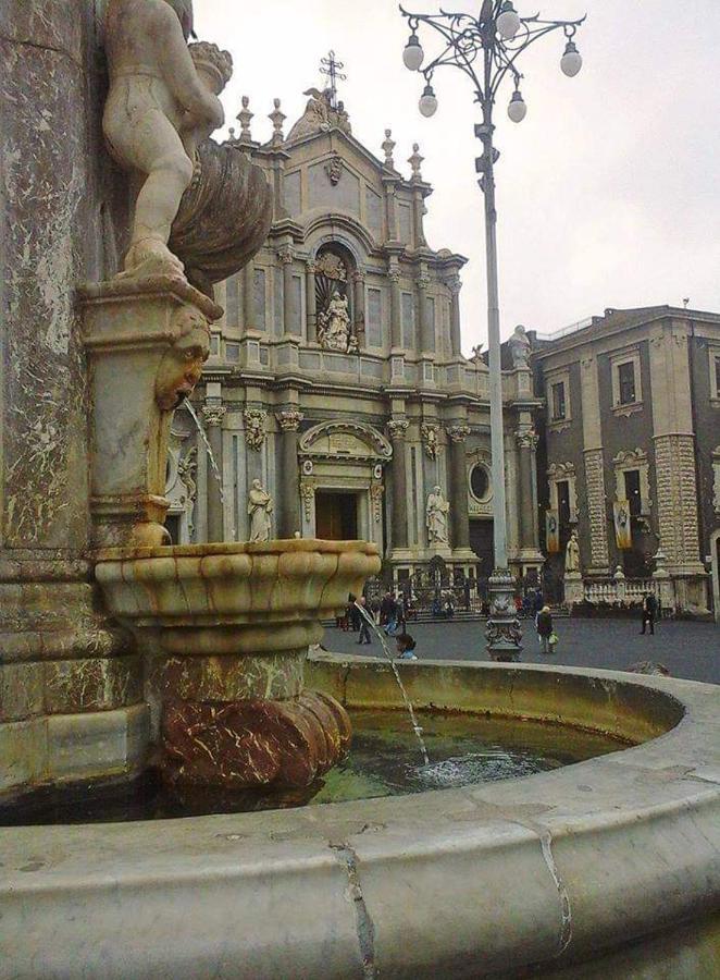 La Piccola Grotta Ursino Villa Catania Luaran gambar