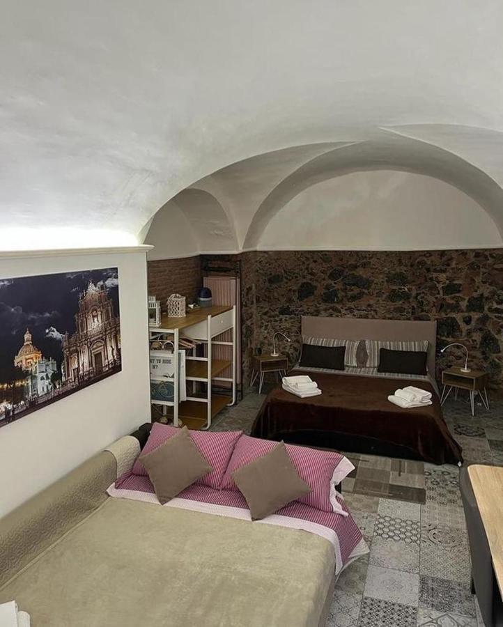La Piccola Grotta Ursino Villa Catania Luaran gambar